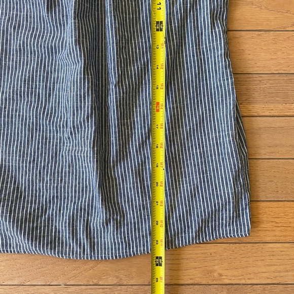 NWOT Michelle Thomas cold shoulder striped  top - Picture 10 of 16